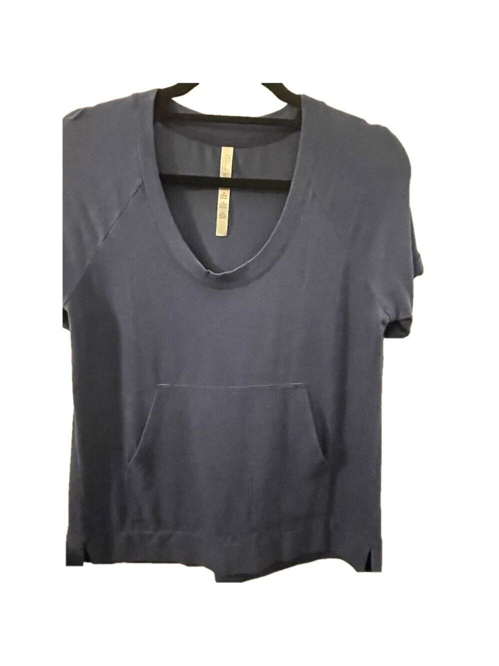 Retreat Women's Blue V-Neck Pullover Sweater M Short Sleeve w/ Front Pocket